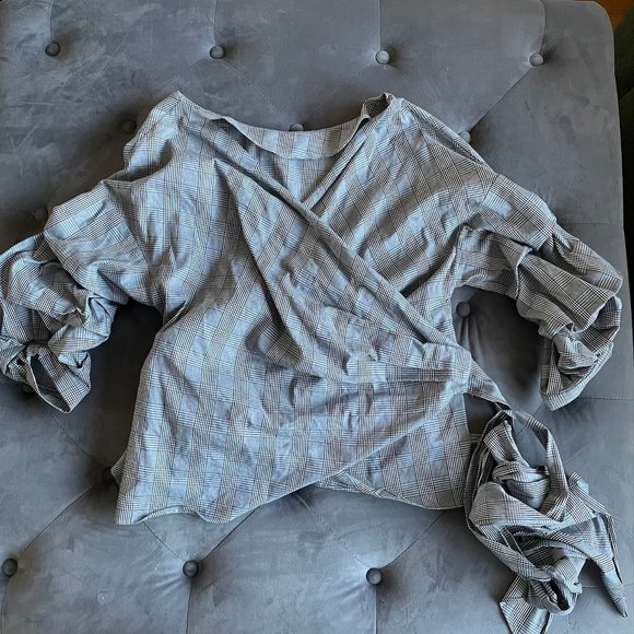 Zara Woman Black & White Plaid Wrap Shirt - Picture 9 of 10